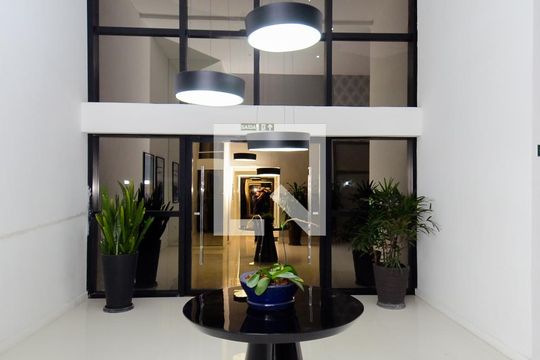 Hall Social de apartamento à venda com 3 quartos, 163m² em Vila Rosalia, Guarulhos
