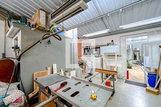Área externa de casa para alugar com 3 quartos, 170m² em Belenzinho, São Paulo