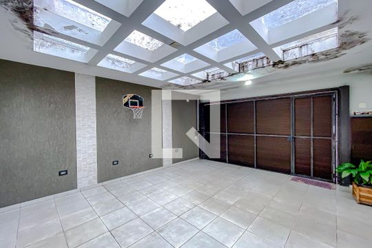 Garagem de casa à venda com 3 quartos, 170m² em Belenzinho, São Paulo