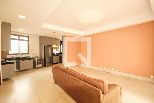 Apartamento à venda com 3 quartos, 160m² em Serra, Belo Horizonte