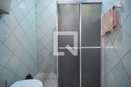 Banheiro de casa à venda com 2 quartos, 150m² em Canudos, Novo Hamburgo