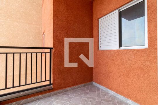 Varanda da Sala de apartamento para alugar com 2 quartos, 44m² em Jardim Eliane, São Paulo