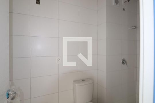 Banheiro de apartamento à venda com 2 quartos, 53m² em Centro, Canoas