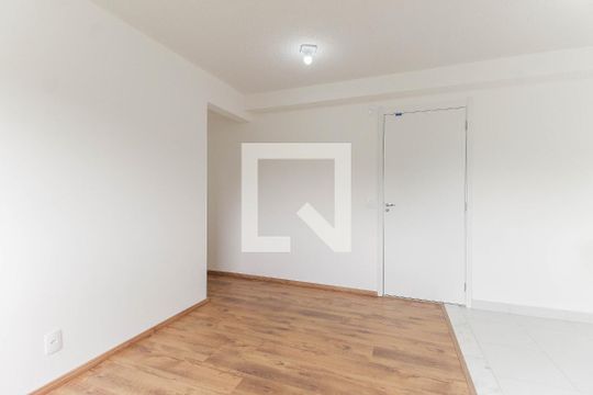 Sala de apartamento para alugar com 2 quartos, 40m² em Jardim Helian, São Paulo