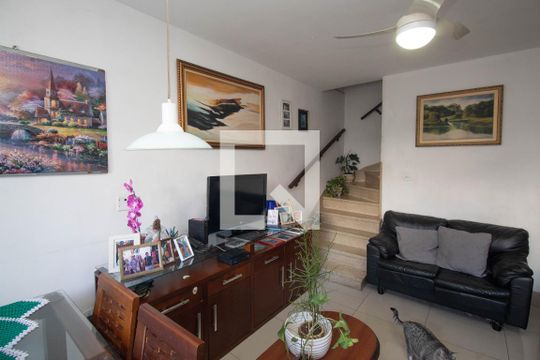 Sala de casa à venda com 3 quartos, 150m² em Vila Medeiros, São Paulo