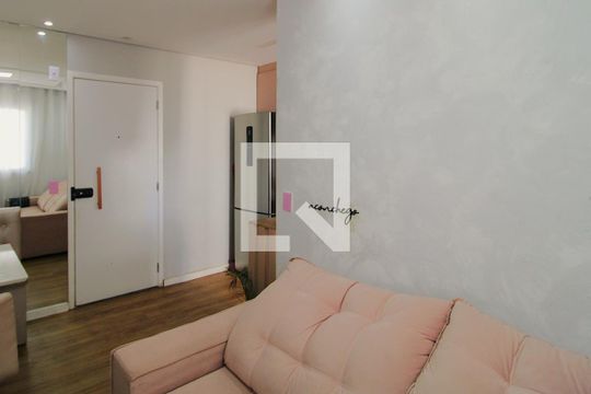 Sala/Cozinha de apartamento à venda com 2 quartos, 42m² em Jardim Santa Cruz, São Paulo