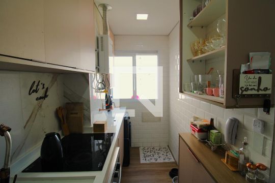 Sala/Cozinha de apartamento à venda com 2 quartos, 42m² em Jardim Santa Cruz, São Paulo