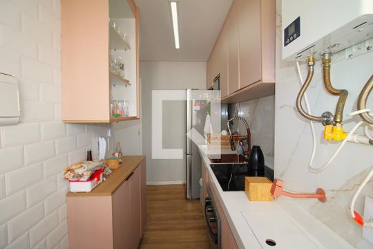 Sala/Cozinha de apartamento à venda com 2 quartos, 42m² em Jardim Santa Cruz, São Paulo