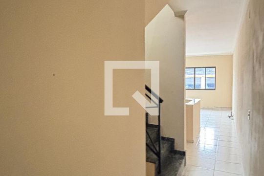 Corredor de casa à venda com 3 quartos, 130m² em Vila Príncipe de Gales, Santo André
