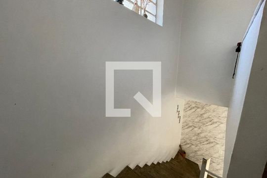Escada de casa à venda com 3 quartos, 150m² em Jardim Esmeralda, São Paulo