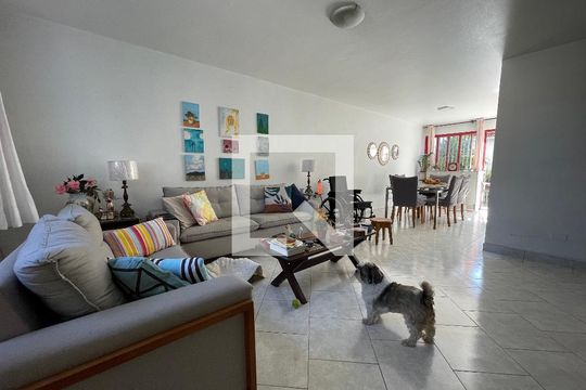 Casa à venda com 3 quartos, 150m² em Jardim Esmeralda, São Paulo