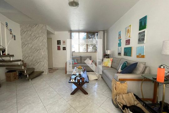 Sala de casa à venda com 3 quartos, 150m² em Jardim Esmeralda, São Paulo