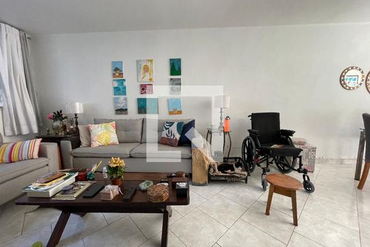 Sala de casa à venda com 3 quartos, 150m² em Jardim Esmeralda, São Paulo