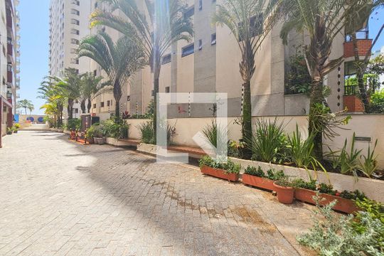 Área de Lazer de apartamento para alugar com 4 quartos, 164m² em Vila Alzira, Guarujá