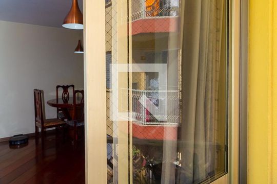 Sacada de apartamento à venda com 2 quartos, 52m² em Sítio Pinheirinho, São Paulo