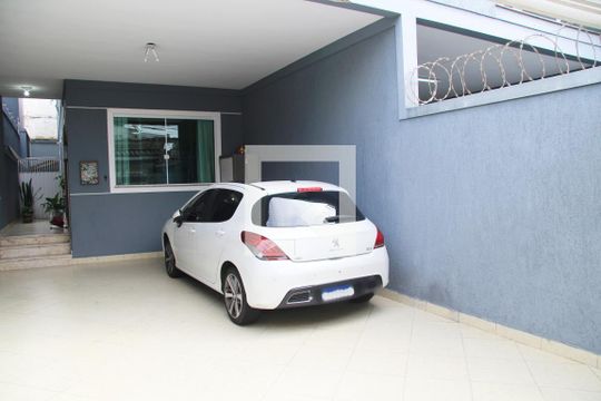 Garagem de casa à venda com 3 quartos, 175m² em Jardim Bom Clima, Guarulhos