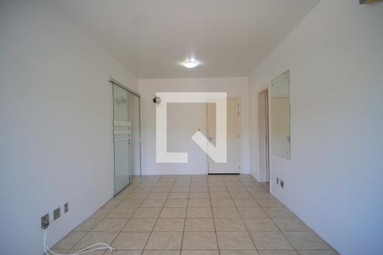 Sala de apartamento à venda com 2 quartos, 83m² em Vila Nova, Novo Hamburgo