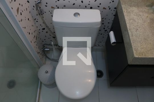 Banheiro da Suíte de apartamento à venda com 2 quartos, 66m² em Várzea da Barra Funda, São Paulo