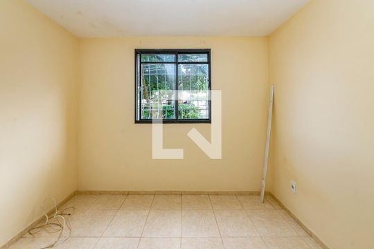 Quarto 1 de apartamento para alugar com 2 quartos, 50m² em Jardim Montanhês, Belo Horizonte
