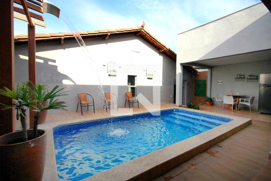 Piscina de casa à venda com 6 quartos, 360m² em Santa Amelia, Belo Horizonte