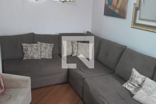 Sala de casa à venda com 4 quartos, 210m² em Vila Invernada, São Paulo