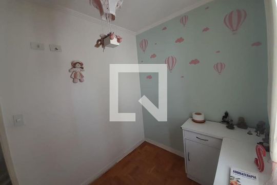 Quarto 2 de casa à venda com 4 quartos, 210m² em Vila Invernada, São Paulo