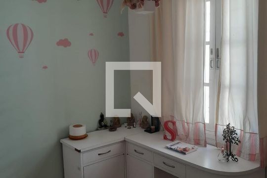 Quarto 2 de casa à venda com 4 quartos, 210m² em Vila Invernada, São Paulo