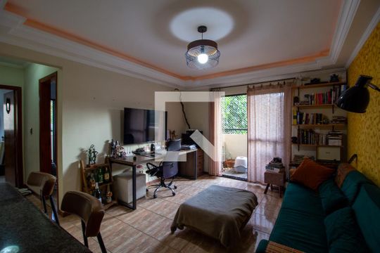 Sala de apartamento para alugar com 2 quartos, 65m² em Jardim Novo Mundo, Sorocaba