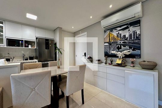 Sala de apartamento à venda com 1 quarto, 48m² em Vila Gertrudes, São Paulo