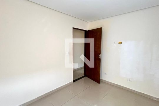 Quarto 1 de casa para alugar com 2 quartos, 80m² em Parque Sao Miguel, Guarulhos