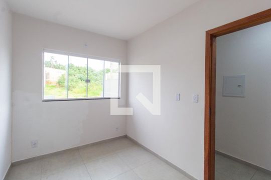 Quarto 1 de casa à venda com 2 quartos, 50m² em Olaria, Canoas