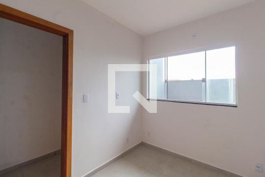 Quarto 2 de casa à venda com 2 quartos, 50m² em Olaria, Canoas