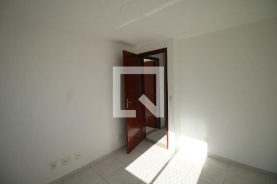 Quarto 2 de apartamento para alugar com 2 quartos, 80m² em Irajá, Rio de Janeiro