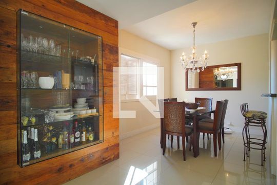Sala de Jantar de casa à venda com 3 quartos, 200m² em Operário, Novo Hamburgo