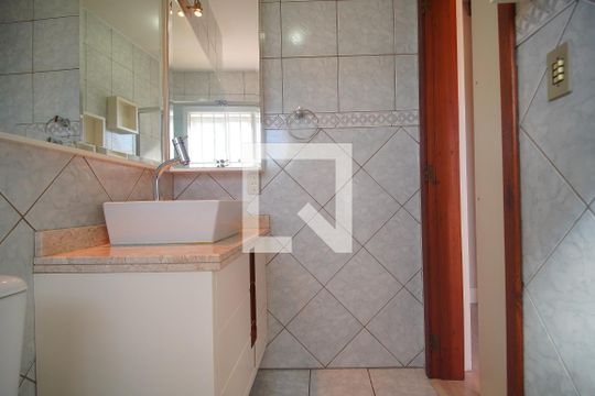 Banheiro da Suíte de casa à venda com 3 quartos, 200m² em Operário, Novo Hamburgo