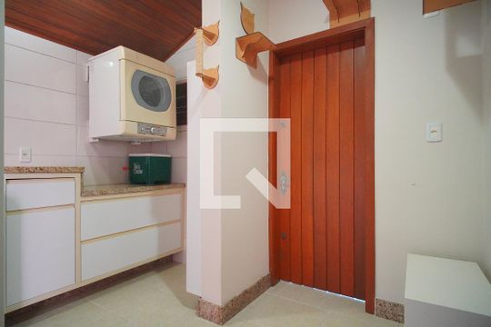 Área de Serviço de casa à venda com 3 quartos, 200m² em Operário, Novo Hamburgo