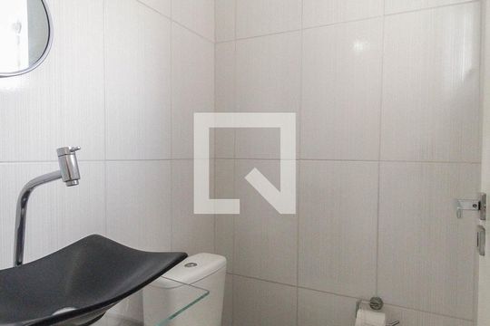 Lavabo 2 de casa à venda com 5 quartos, 600m² em Itaquera, São Paulo