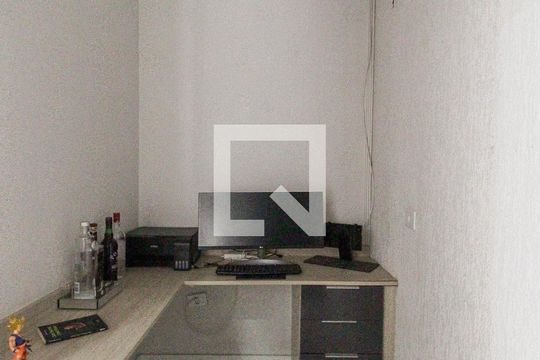 Escritório de casa à venda com 5 quartos, 600m² em Itaquera, São Paulo