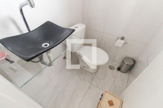 Lavabo 2 de casa à venda com 5 quartos, 600m² em Itaquera, São Paulo