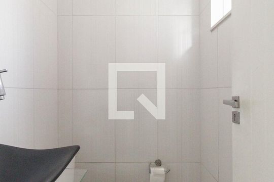 Lavabo 2 de casa à venda com 5 quartos, 600m² em Itaquera, São Paulo