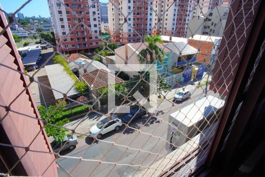 Quarto 1 - Vista de apartamento à venda com 3 quartos, 125m² em Cristo Redentor, Porto Alegre
