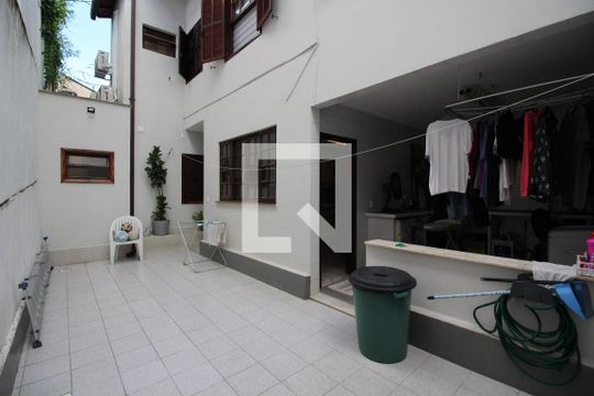 Fundos de casa de condomínio à venda com 4 quartos, 370m² em Taquara, Rio de Janeiro