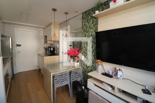 Sala de apartamento para alugar com 1 quarto, 26m² em Vila Ema, São Paulo