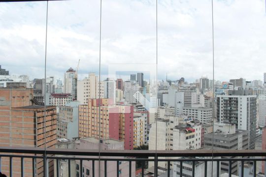 Sacada Vista  de kitnet/studio à venda com 1 quarto, 29m² em República, São Paulo