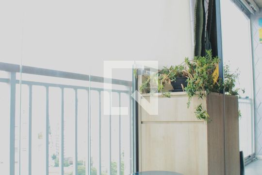 Sacada de kitnet/studio à venda com 1 quarto, 29m² em República, São Paulo