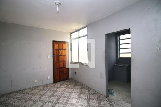 Sala de apartamento à venda com 1 quarto, 55m² em Parada de Lucas, Rio de Janeiro