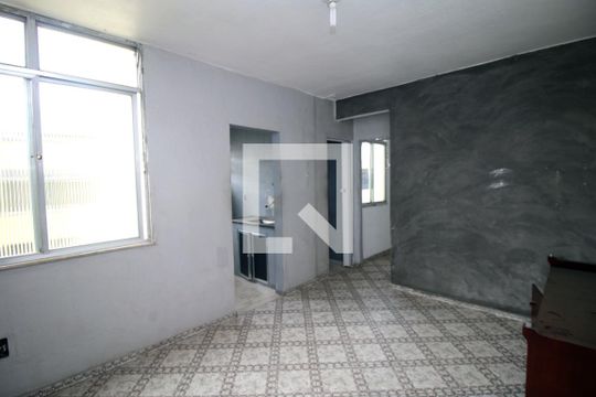 Sala de apartamento à venda com 1 quarto, 55m² em Parada de Lucas, Rio de Janeiro