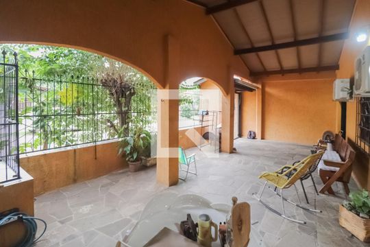 Varanda de casa à venda com 3 quartos, 120m² em Feitoria, São Leopoldo