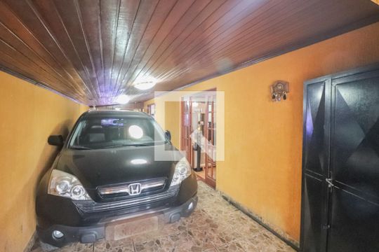 Garagem de casa à venda com 3 quartos, 120m² em Feitoria, São Leopoldo
