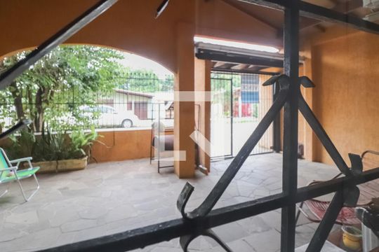 Sala de casa à venda com 3 quartos, 120m² em Feitoria, São Leopoldo